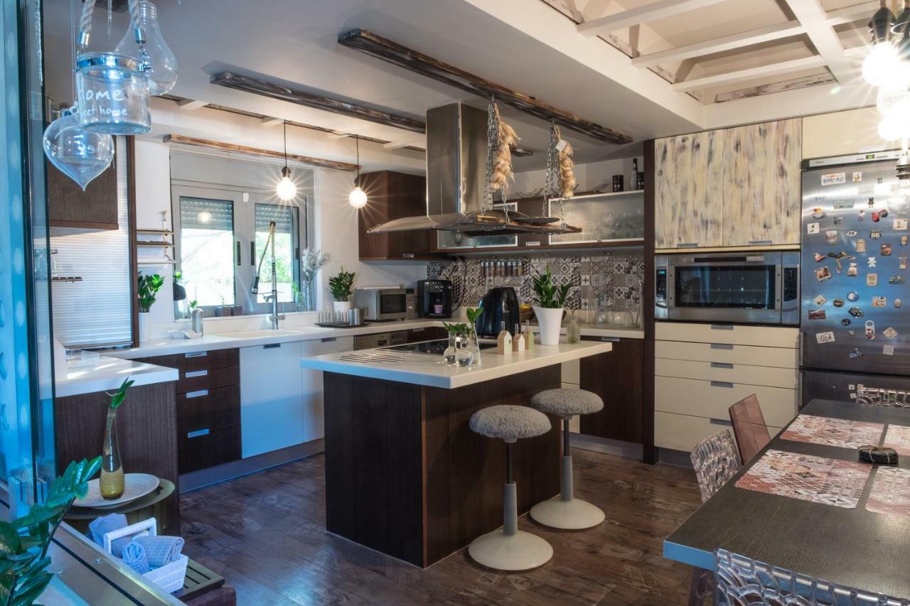 Relux Suite Agios Nikolaos  Ngoại thất bức ảnh